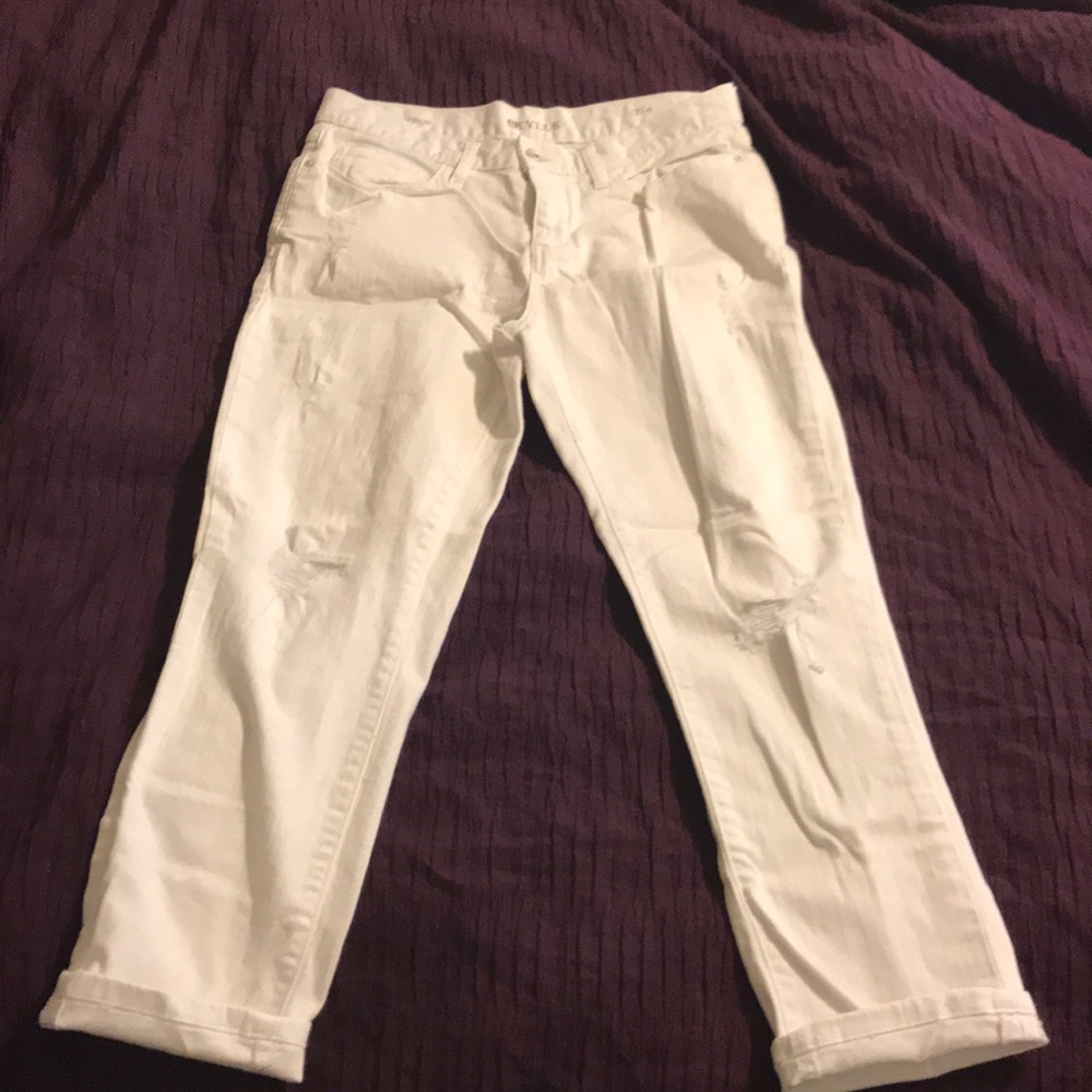 White, Boyfriend Crop jeans